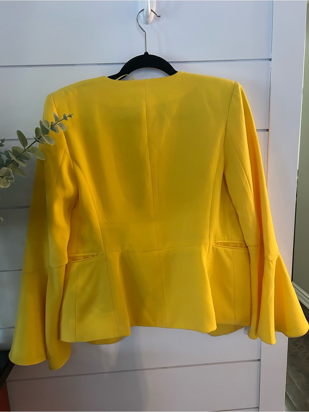 Philosophy by Republic Clothing Yellow Bell Sleeve Blazer | Size 2 - Picture 8 of 11